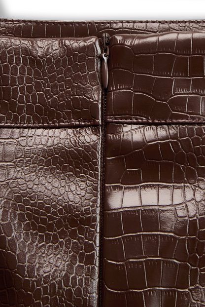 Luxury Fashion Crocodile Pattern Mocha Brown Faux Leather Skirt 