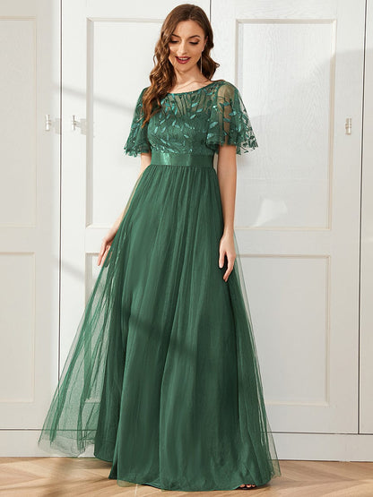 Robe longue de cérémonie à manches courtes avec broderie