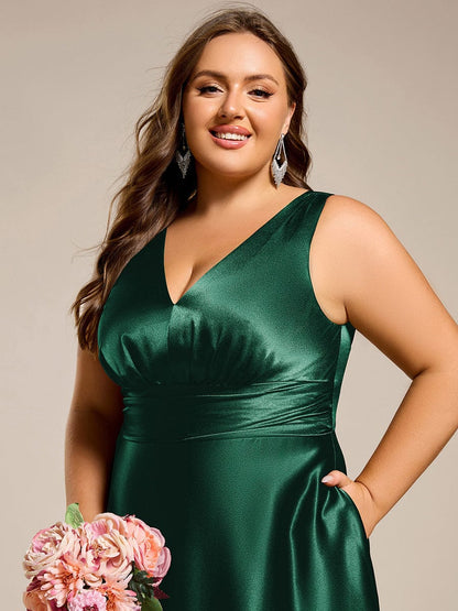 ever INDY|Sleeveless Empire Waist Satin Maxi Bridesmaid Dress With Pockets